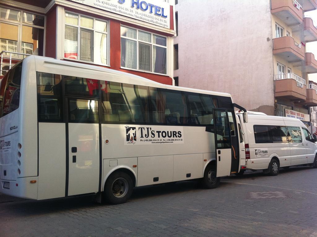 Tj'S Hotel Ечеабат Екстериор снимка