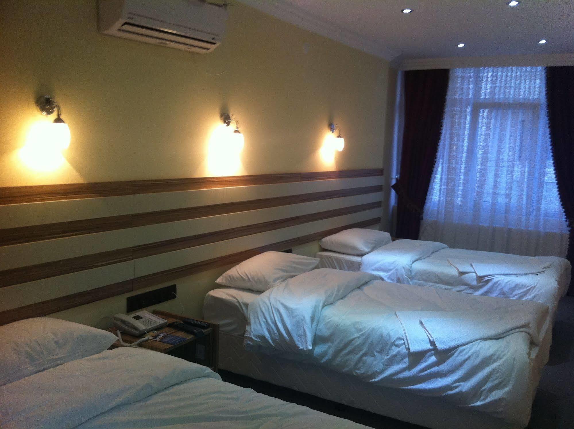 Tj'S Hotel Ечеабат Екстериор снимка